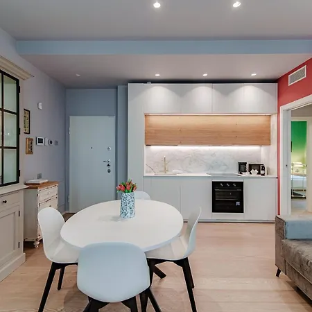 Apartament Three Colors - By Myhomeincomo