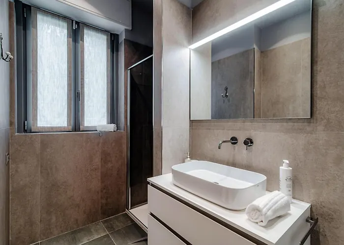 Three Colors - By Myhomeincomo Appartement Como