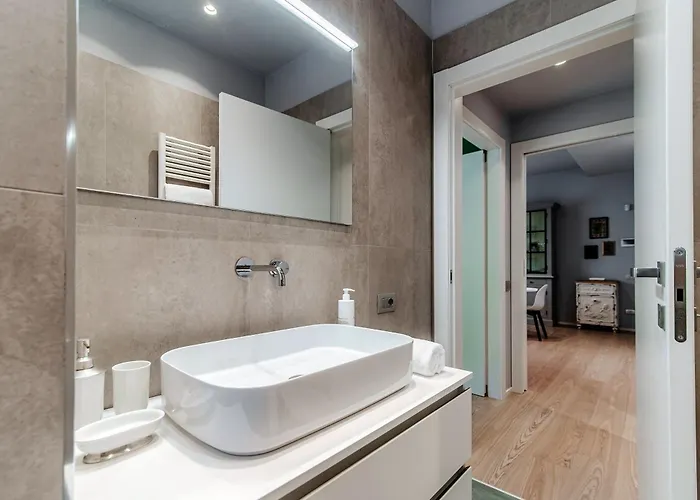 Three Colors - By Myhomeincomo Appartement Como