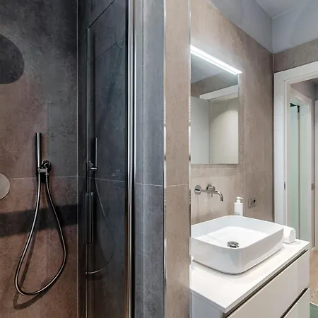 Three Colors - By Myhomeincomo